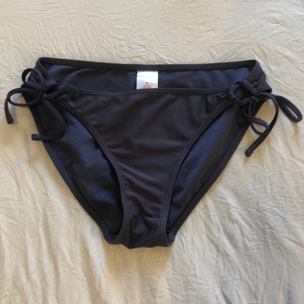 Bikini bottoms